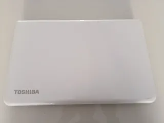 Portátil Toshiba Blanco