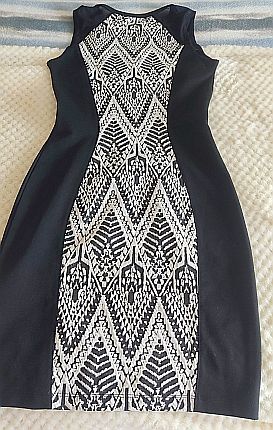 Vestido Negro y Blanco Talla S  totalmente elastic