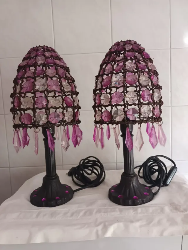 Par de candeeiros retro de mesa