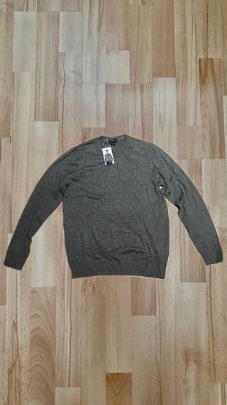 Jersey cuello pico gris