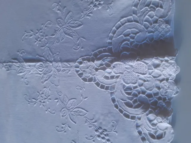 Fronha bordada para cama de 135cm