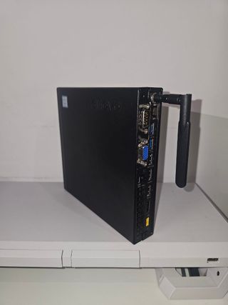 Lenovo Thinkcentre M720Q Mini PC + Cargador