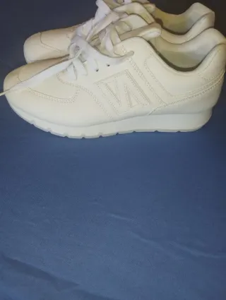 Zapatillas blancas talla 42