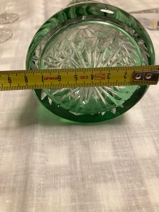 Licorera verde con 6 copas