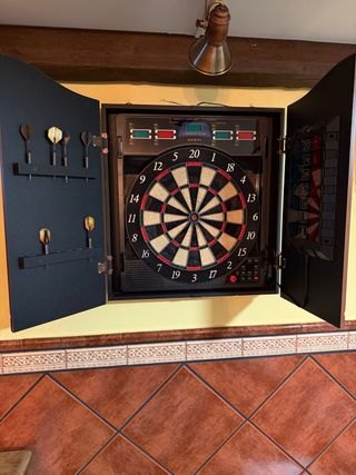 Máquina de dardos electrónica