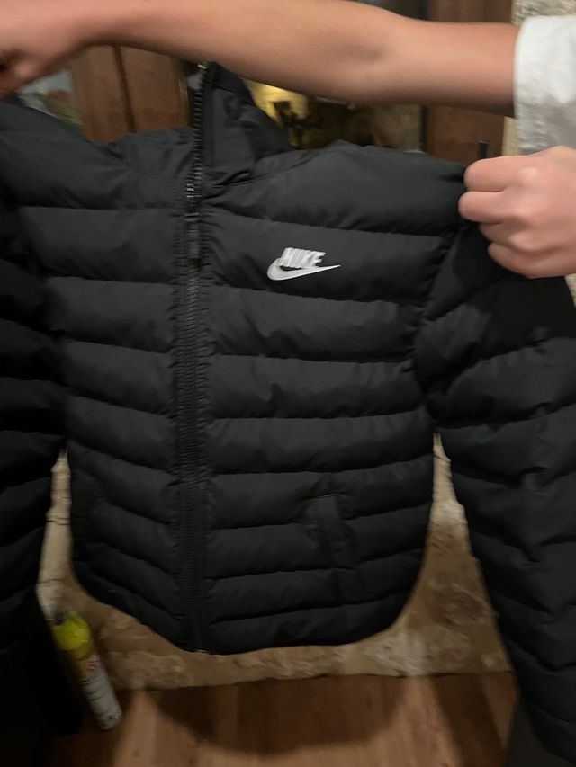 Abrigo Nike Negro Talla 137-147