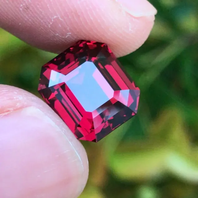 Granate Rosa Púrpura Natural 8.06ct