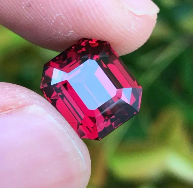 Granate Rosa Púrpura Natural 8.06ct
