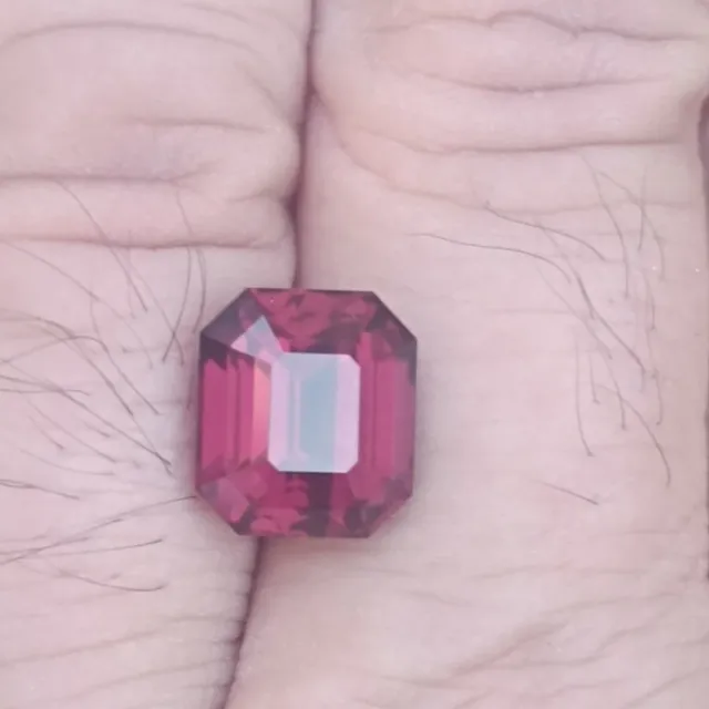 Granate Rosa Púrpura Natural 8.06ct