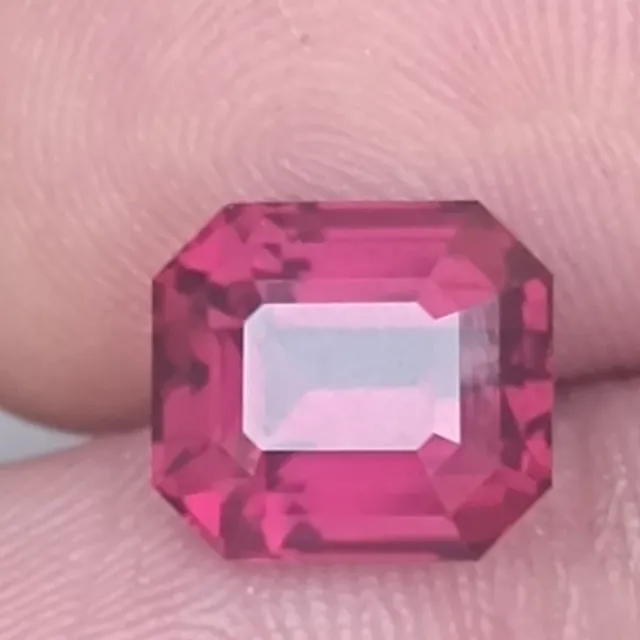 Granate Rosa Púrpura Natural 8.06ct