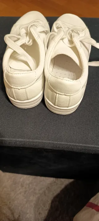 Zapatillas blancas