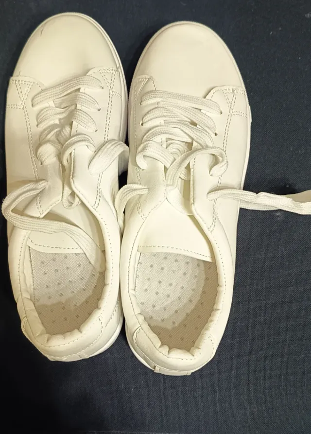 Zapatillas blancas