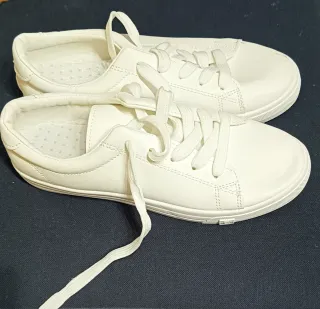 Zapatillas blancas