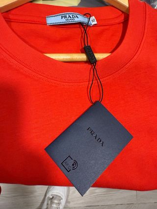 Camiseta Prada Roja