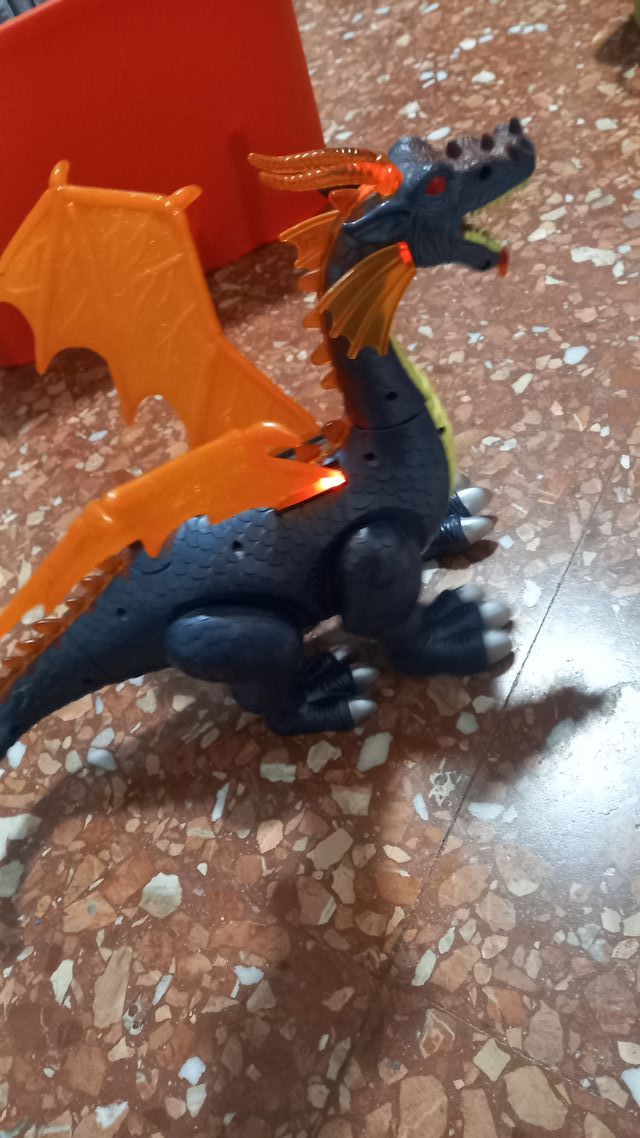Juguete Dragón con Luces y Sonidos