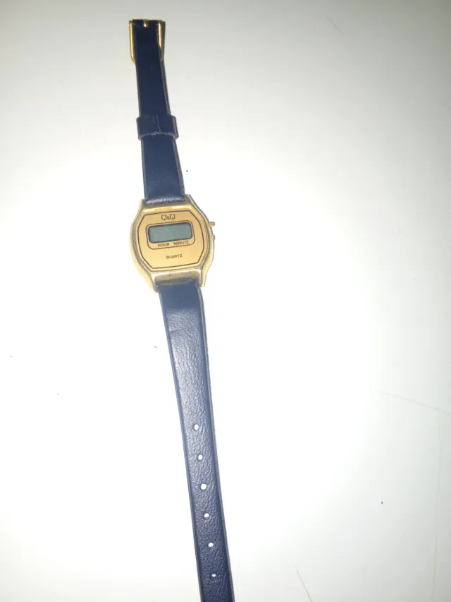 Orologio Q&Q Digitale con Cinturino Blu