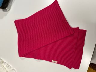 Bufanda rosa fucsia de punto