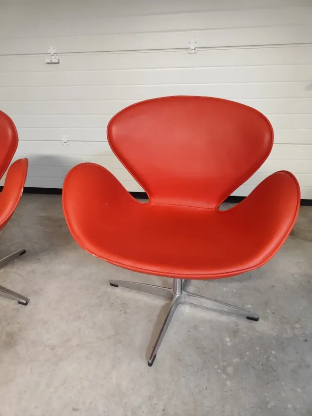 2 Sillones Diseño Piel Roja Metal