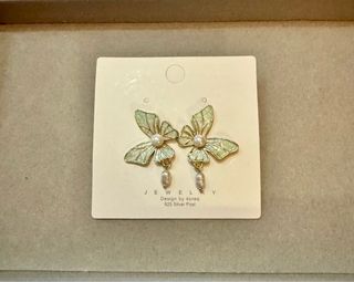 Brincos Borboleta Dourado e Verde