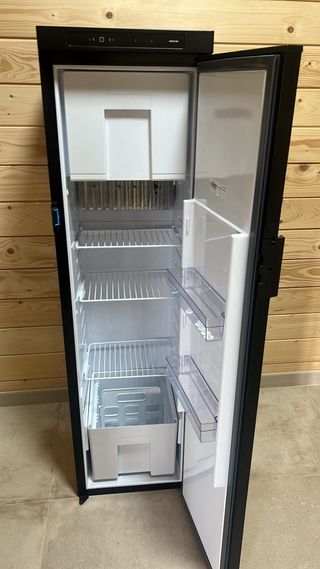 Nevera Trivalente Autocaravana Thetford