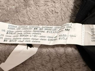 Chaleco corto negro Mango