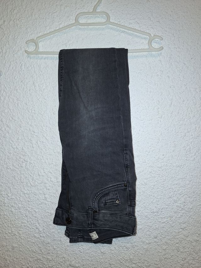 Pantalón pitillo negro Pimkie Talla 32