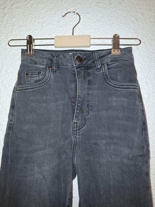 Pantalón pitillo negro Pimkie Talla 32