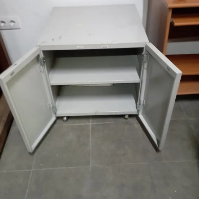 Mueble metálico oficina 2 puertas