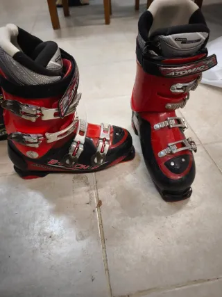 Botas de esquí Atomic alta gama. Talla 28