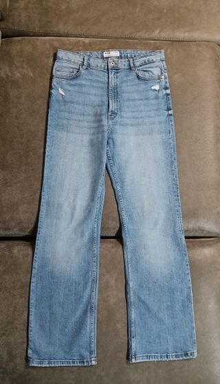 Pantalón vaquero Bershka flare azul