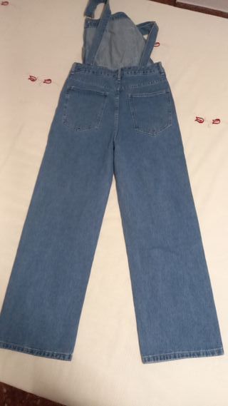 Mono vaquero desgarrado