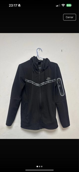 Chaqueta Nike Negra con Cremallera
