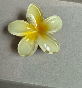 Gancho de flor amarelo