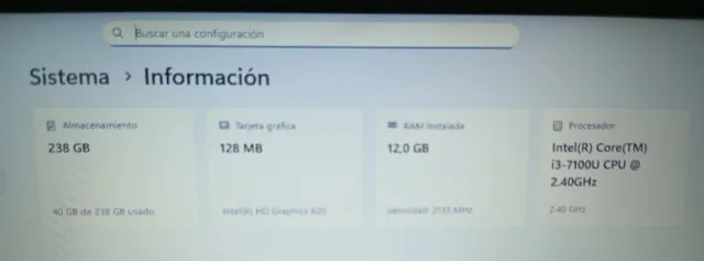 Ordenador portátil ASUS Plata y Negro
