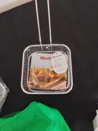 Gorra verde ,rejillas de cocina +enchufe +masajead