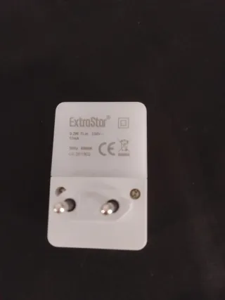 Gorra verde ,rejillas de cocina +enchufe +masajead