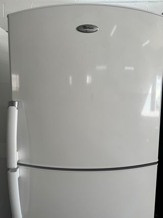 NEVERA DOS PUERTAS WHIRPOOL BLANCO