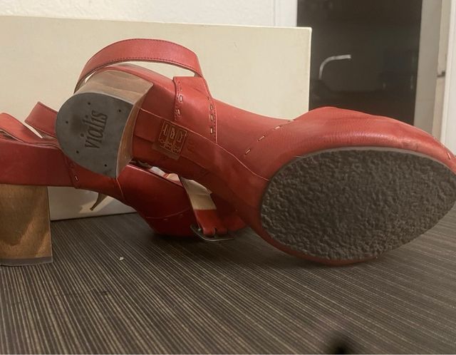 Zapatos Vialis Rojos Talla 39