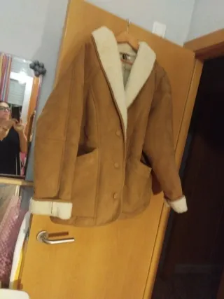 Abrigo/chaquetón antelina y borreguito