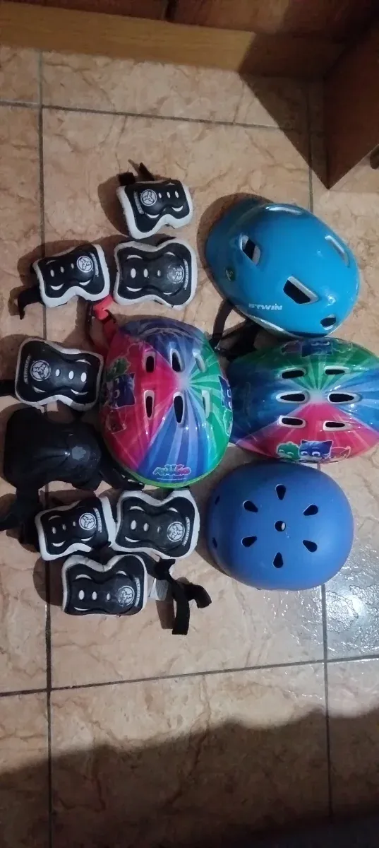 Lote Cascos y Protecciones Infantiles