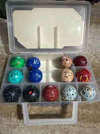 Lote de 13 Bakugans
