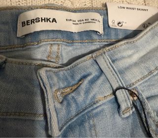 Vaqueros Bershka Low Waist Skinny