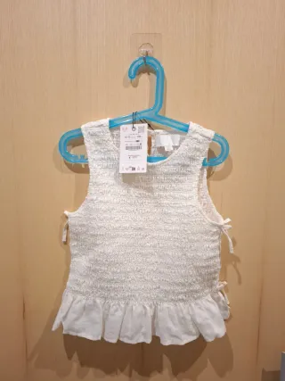 Camiseta Zara blanca niña talla 12/13