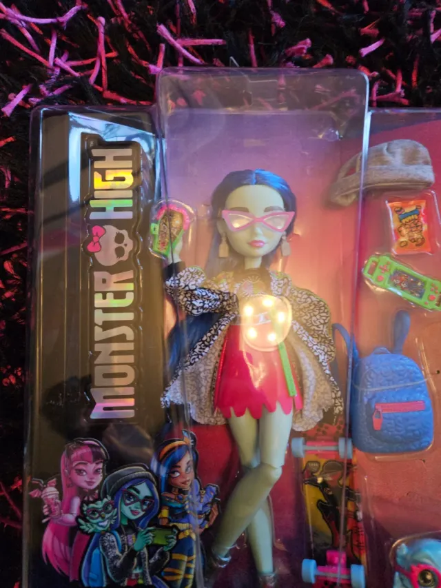 Muñeca Monster High Ghoulia Yelps