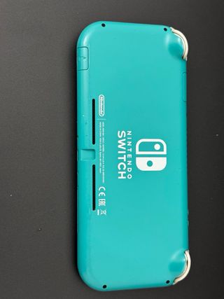 Nintendo Switch Lite + Pokémon AZ