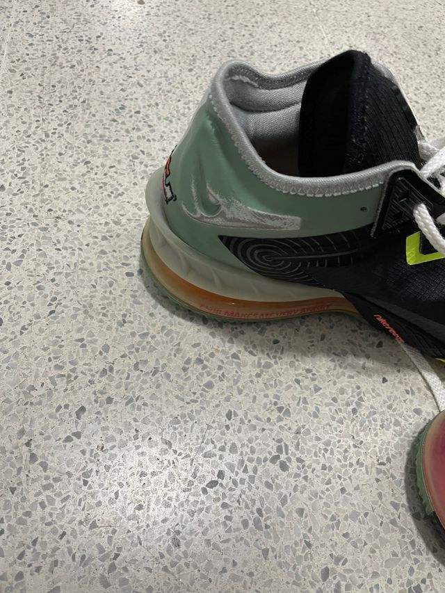 Zapatillas Nike Basket Edición Warner Bros