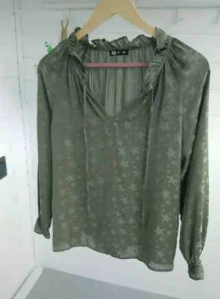 Blusa estampado de estrellas