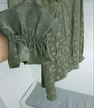 Blusa estampado de estrellas