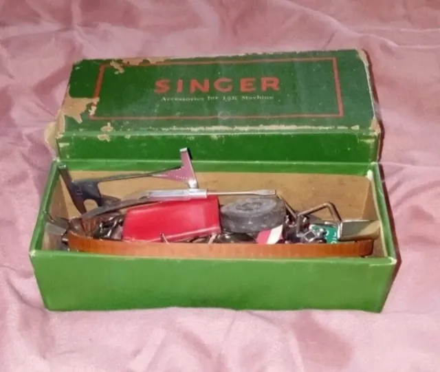 Lote repuestos Singer: agujas y accesorios
