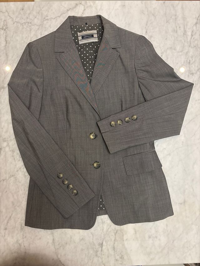 Traje americana y pantalón gris T.38